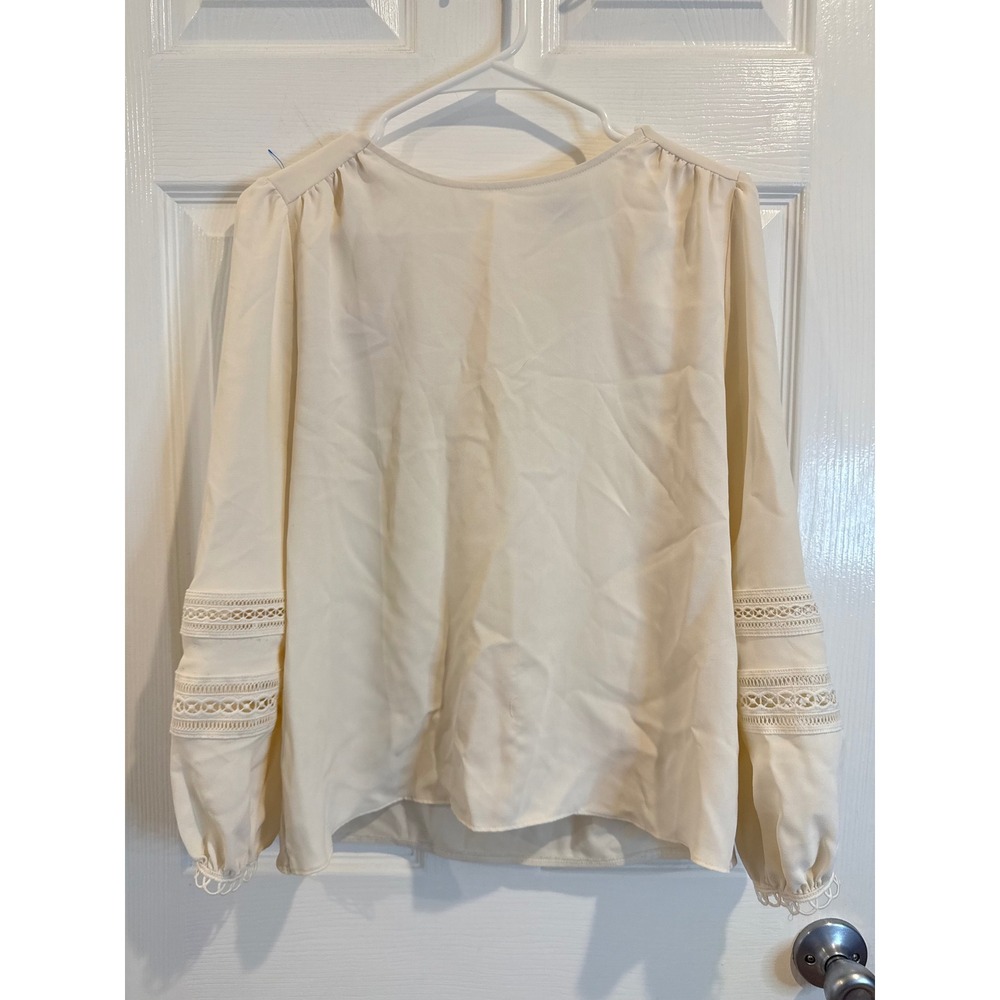 Ann Taylor Petite Cream Blouse Long Sleeve Lace Cuff Top SP